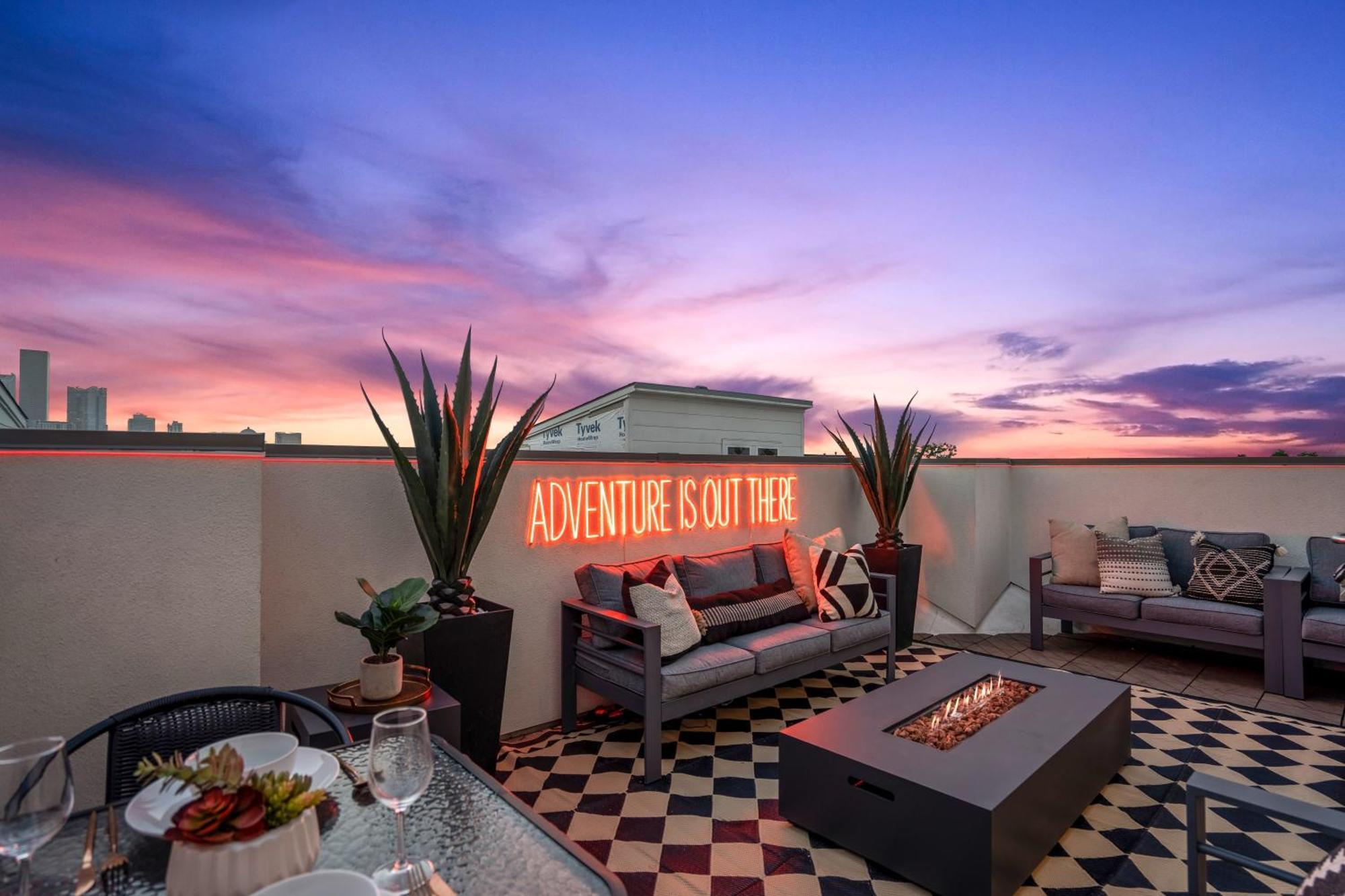 Vila Luxury Downtown Getaway With Breathtaking Views Houston Exteriér fotografie